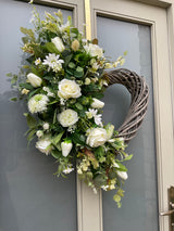 Extra large luxury artificial Spring heart wreath with tulips