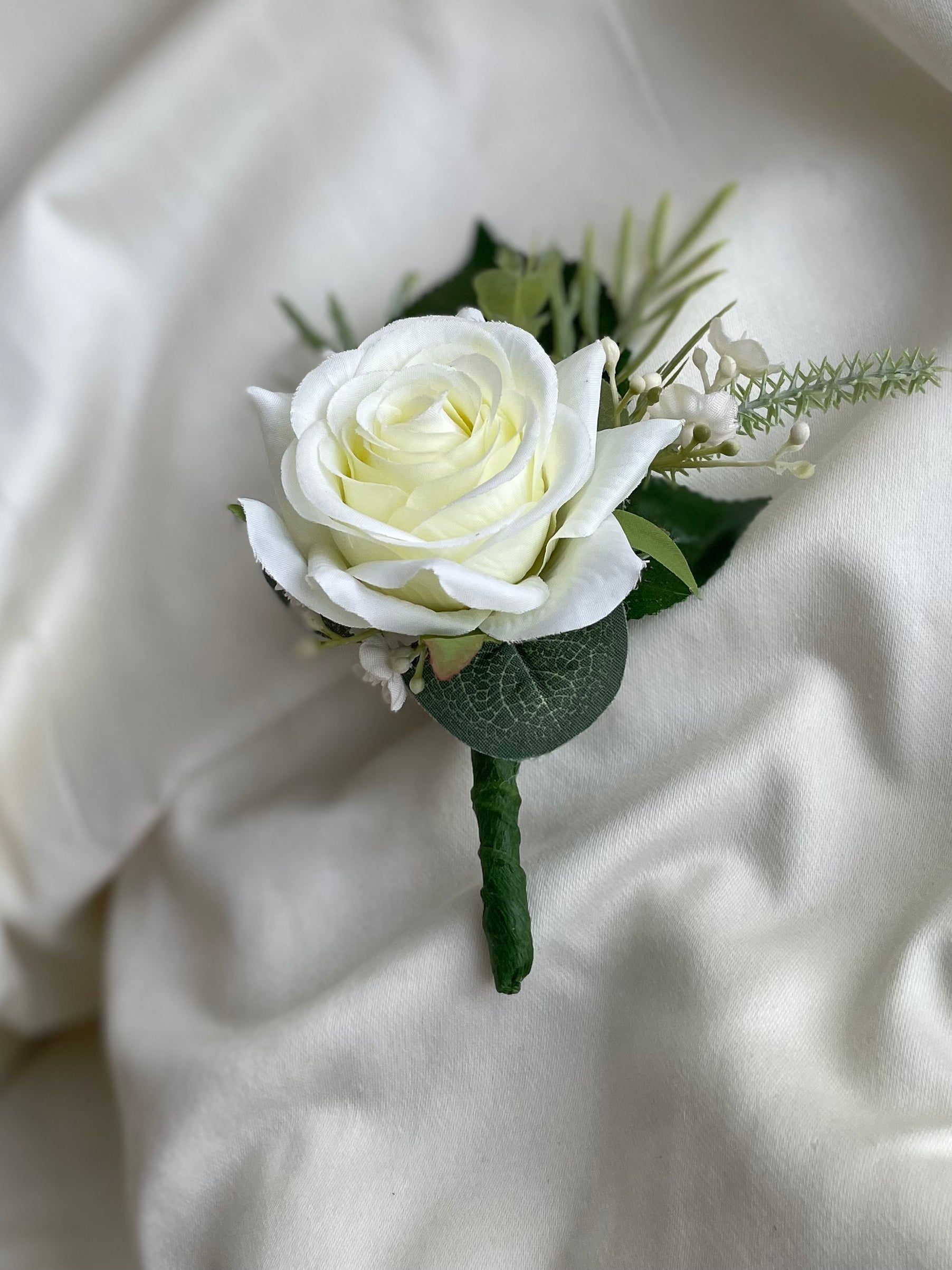 Elaina Real Touch Ivory Rose Boutonniere - Artificial Ivory Rose Wedding  Buttonhole