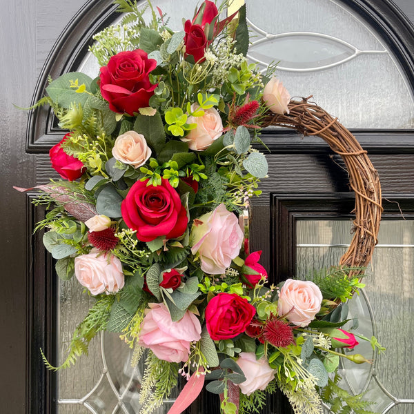 Luxury artificial pink and red wreath valentines collection