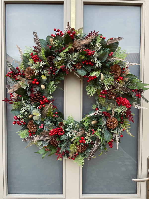 Extra large luxury natural look red berry christmas wreath