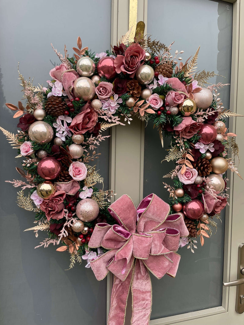 Extra large luxury christmas wreath in pink and burgundy